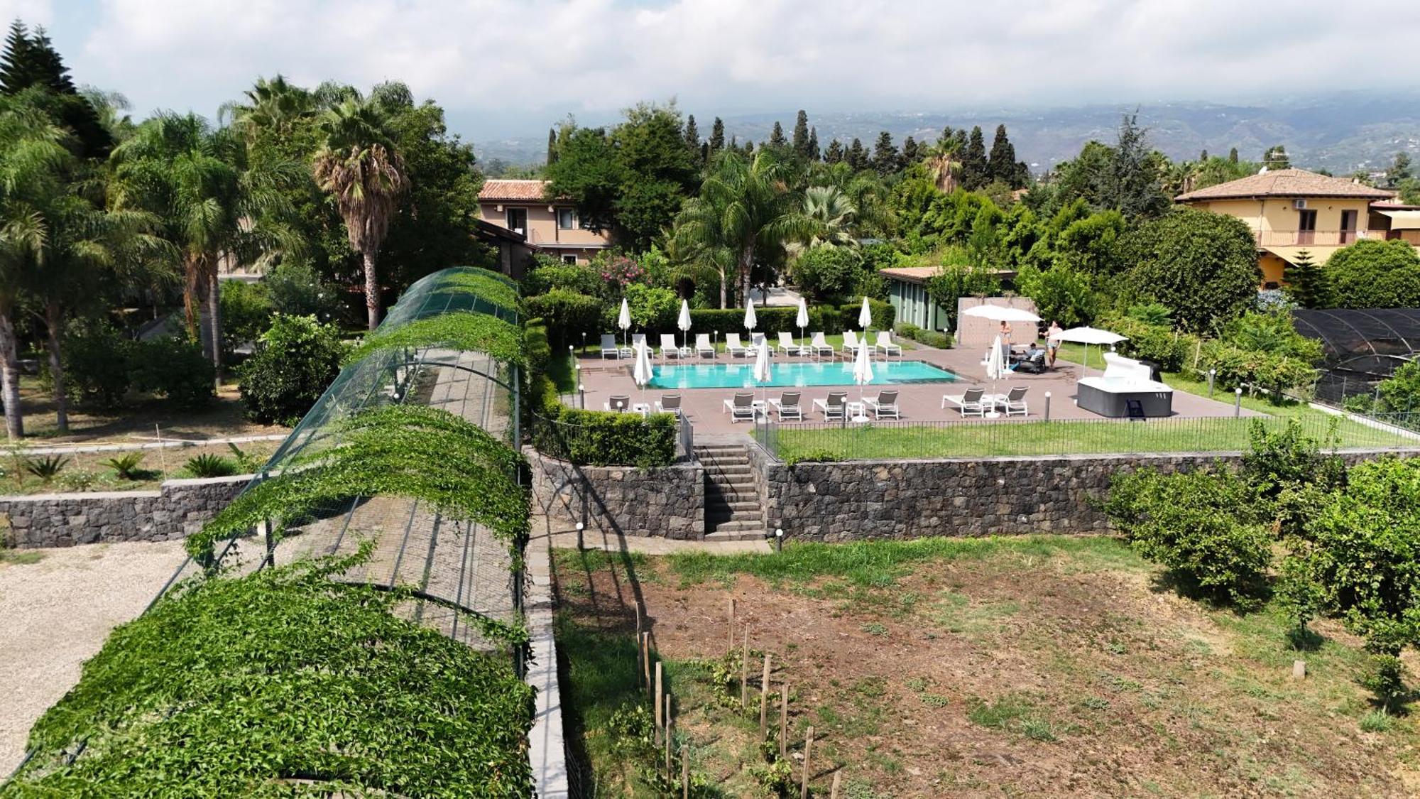 Virdamuri - Etna Country Resort Giarre Buitenkant foto